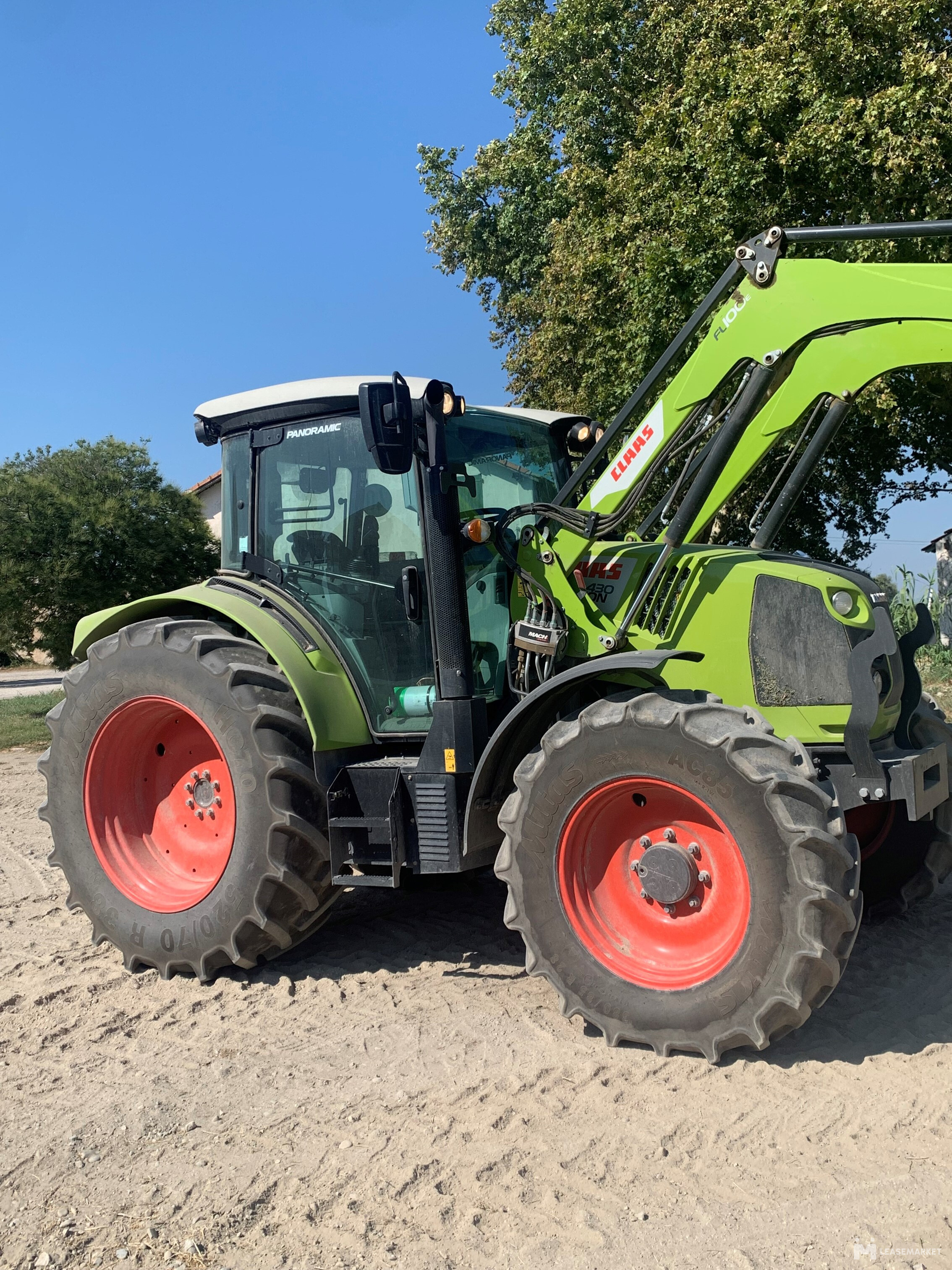 TRACTEUR CLAAS ARION 430
