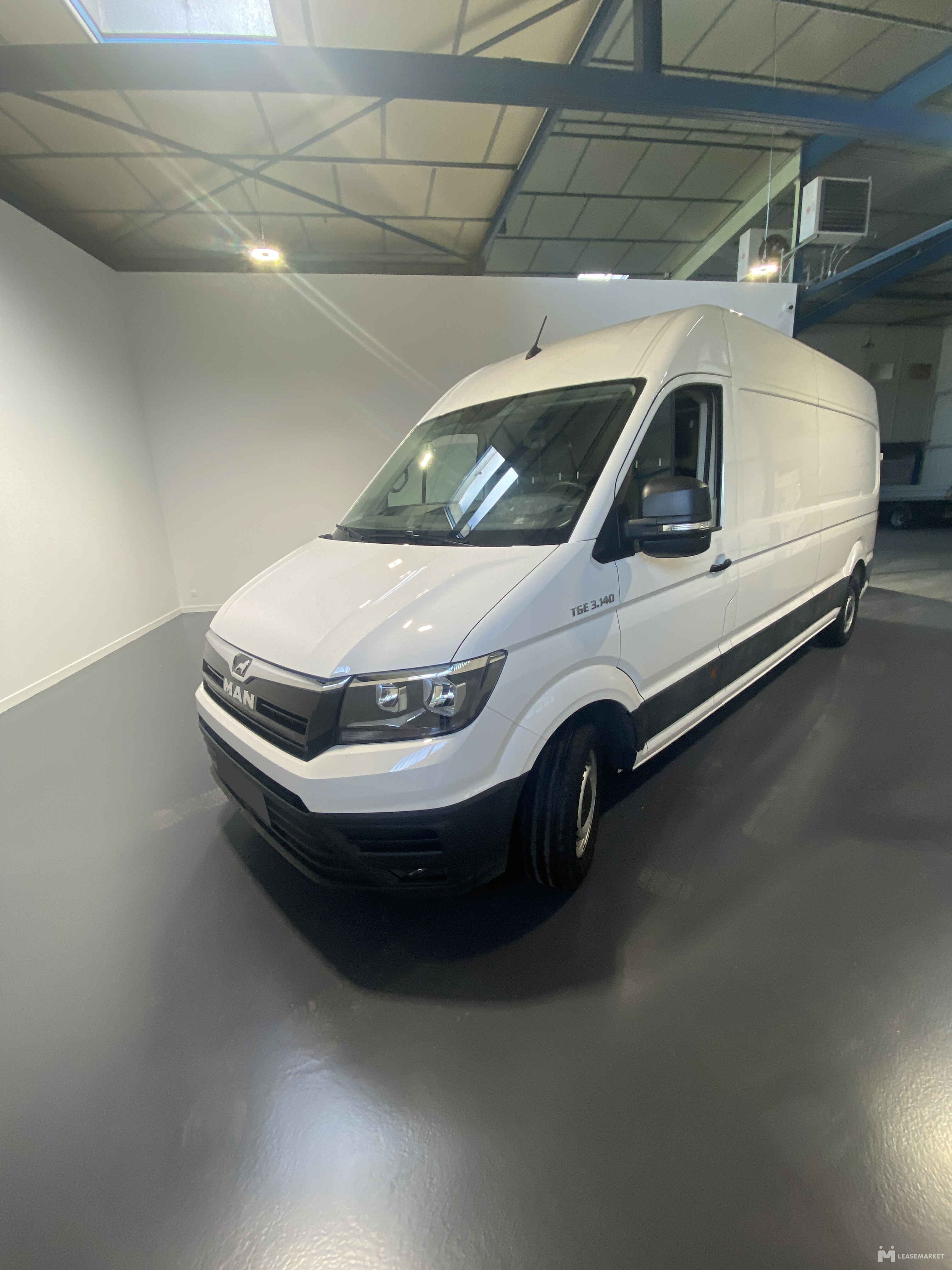 MAN TGE 3.140 4X2F SB 140cv EURO 6 L4H3 14.4 m³ BVM6
