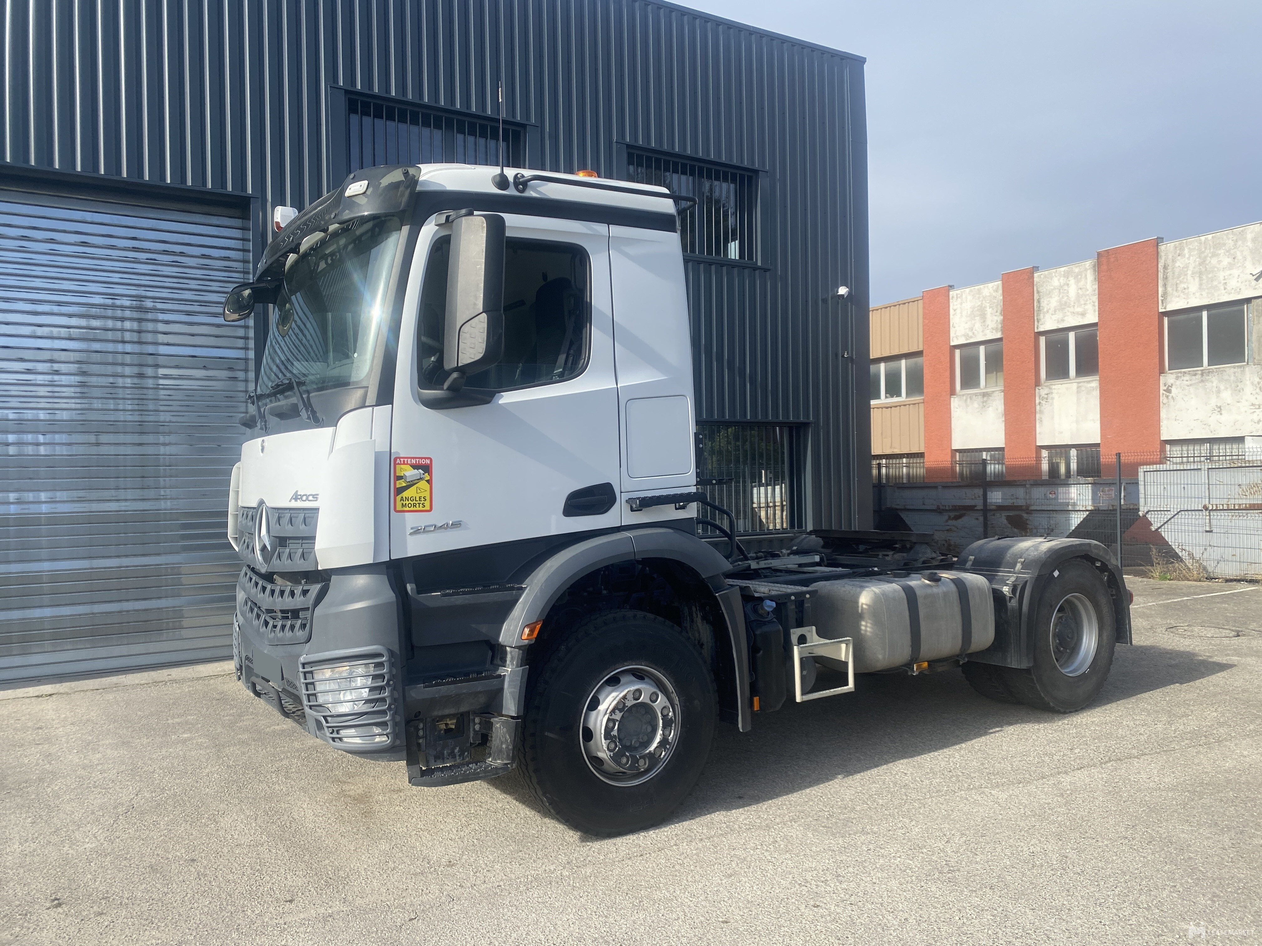 TRACTEUR ROUTIER MERCEDES AROCS 5