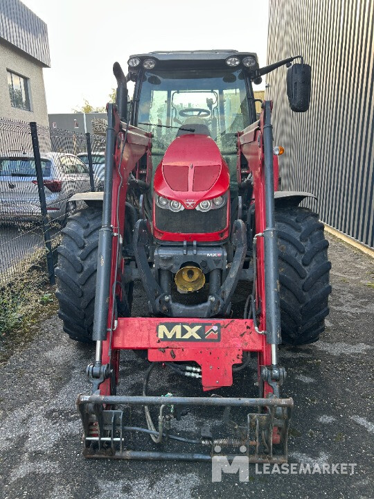 TRACTEUR MASSEY-FERGUSON MF5713 DYNA 4