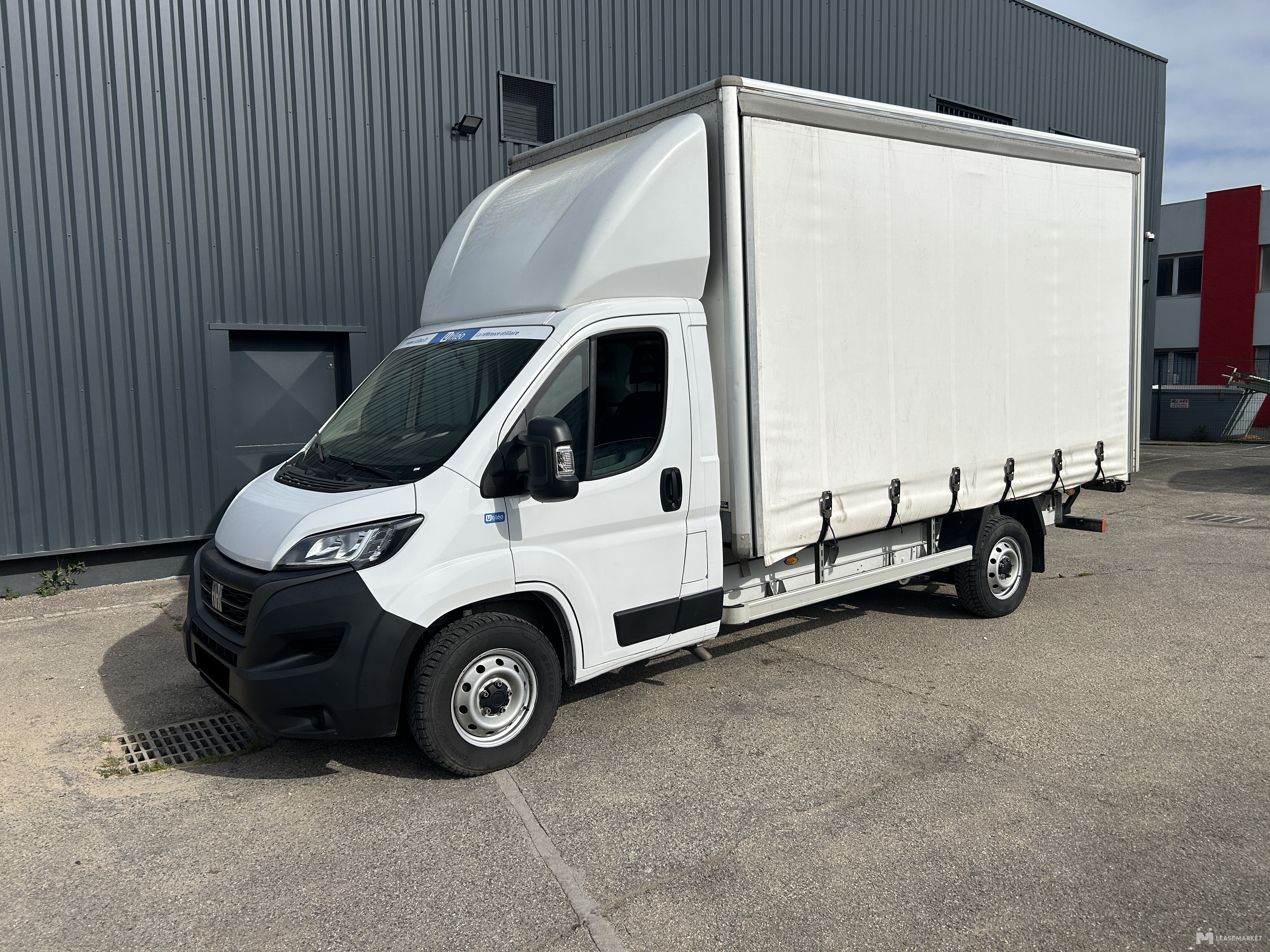 FIAT DUCATO CCB CAISSE TAUTLINER AVEC HAYON