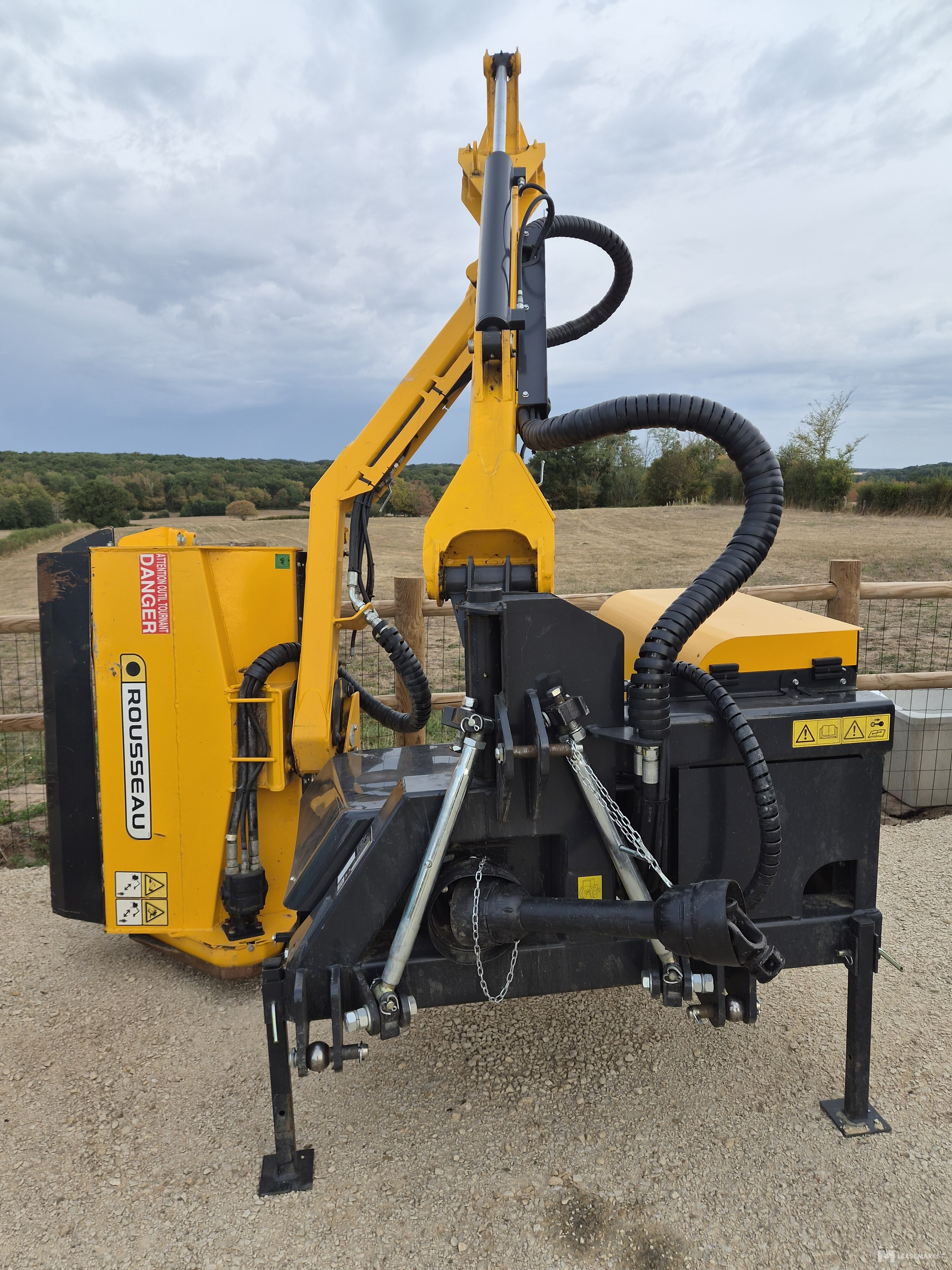 ÉPAREUSE ROUSSEAU ALTEA 450 PA